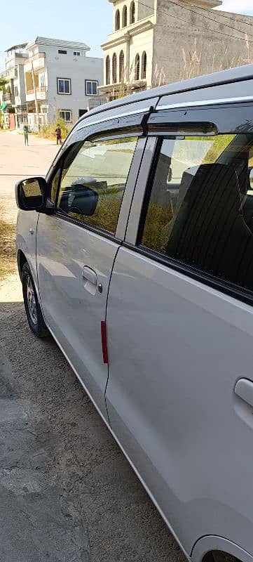 Suzuki Wagon R 2018 7