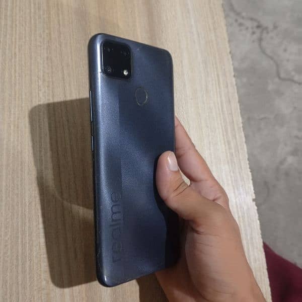 Realme C25s 1