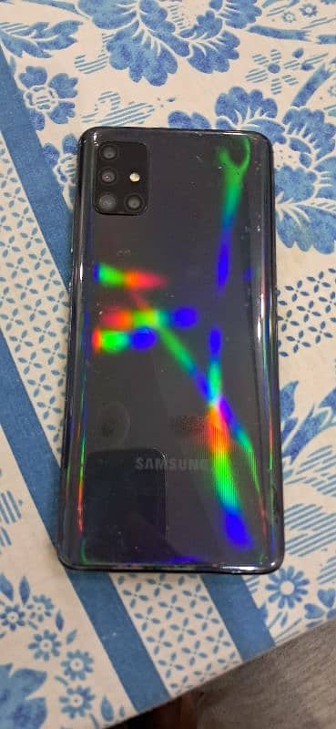 SAMSUNG A51 1