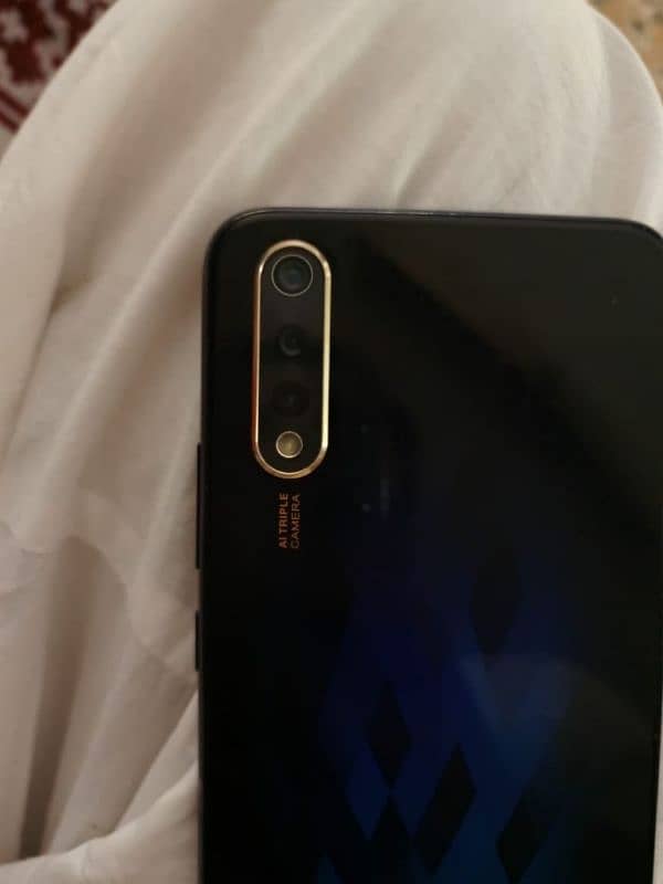 Vivo S1 1