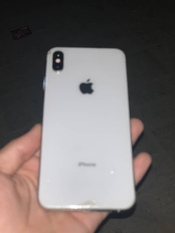 iPhone XSMAX 256gb Factory unlock price 50000 0