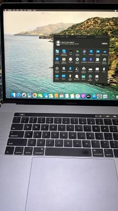 macbook pro 2017 15 inch