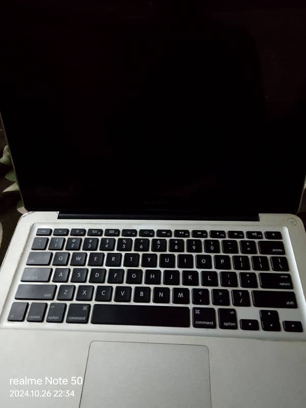 MacBook pro mid 2012 2