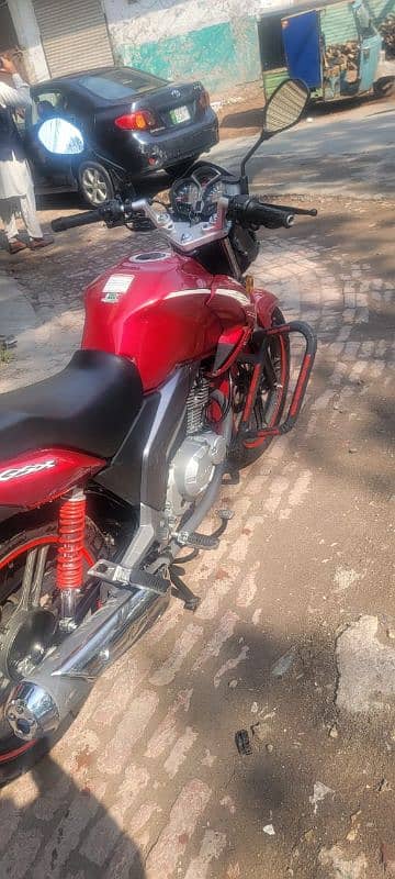 Suzuki GSX-125 10/9 condition Fresh Bike 3