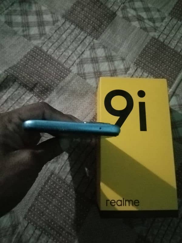 Realme 9i 6/128 Urgent Sale 3