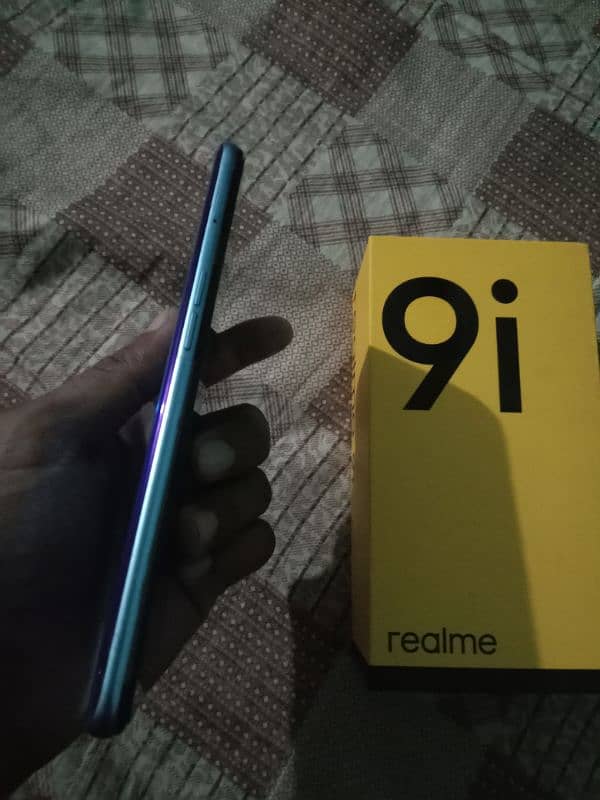 Realme 9i 6/128 Urgent Sale 4