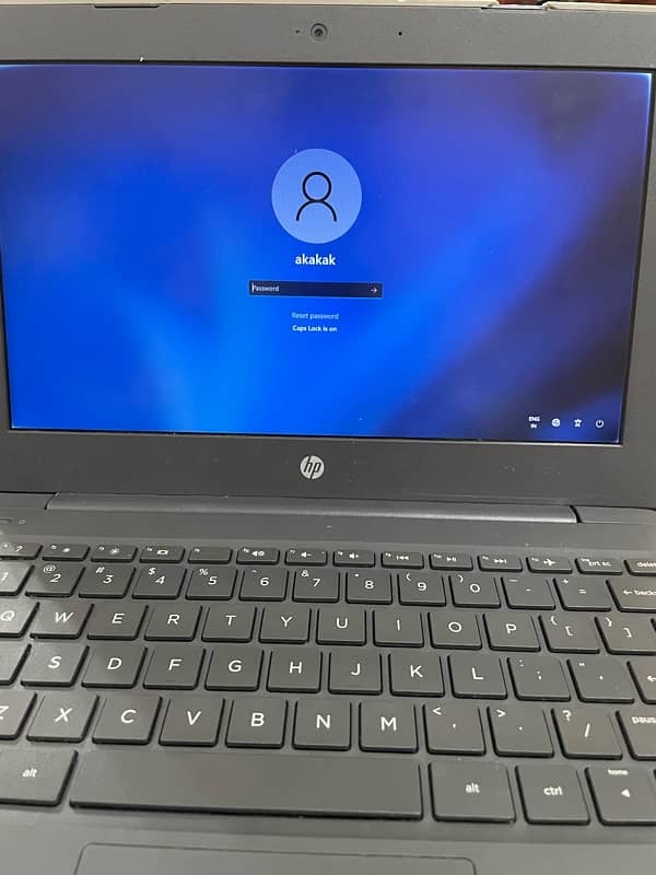 hp laptop chrome book 4 gb 1