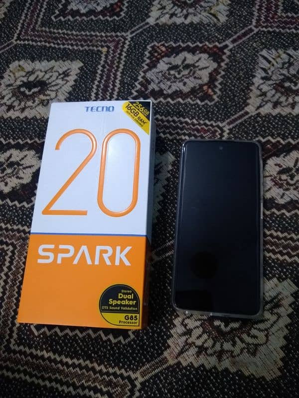 Tecno Spark 20 8+8gb 256gb box pack 15 day use 4