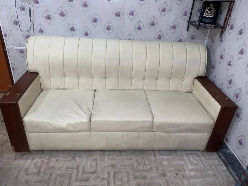 7 seater sofa set urgent sale 2