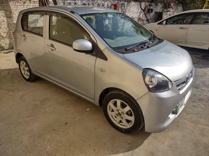 Daihatsu Mira 2014 11