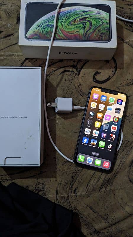 Iphone Xs Max 11