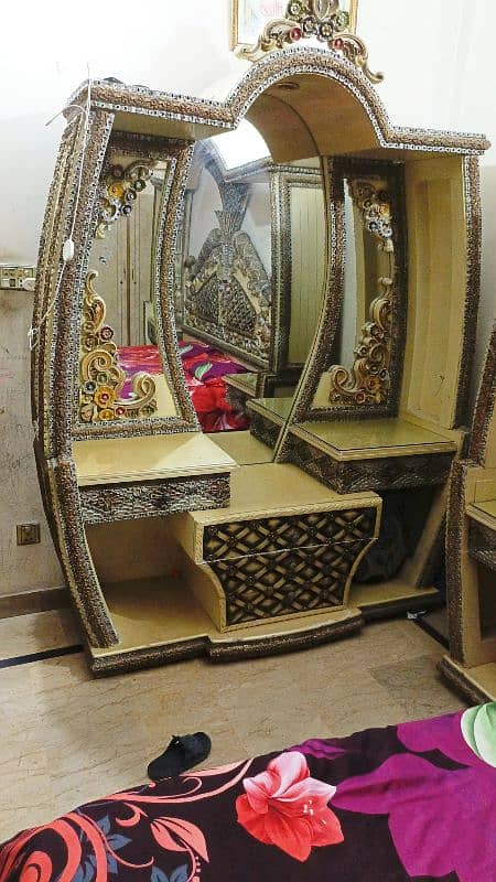 Bed and Dressing Table 9