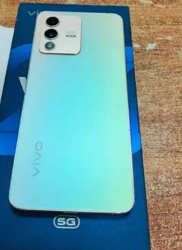 VIVO V23 5G 1