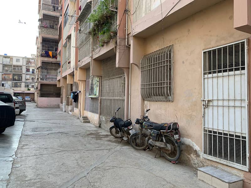 Well Mentain 2 Bed D/D Boundary Wall Apartment Available For Sale Prime Location Gulshan-e-iqbal Block-11 3