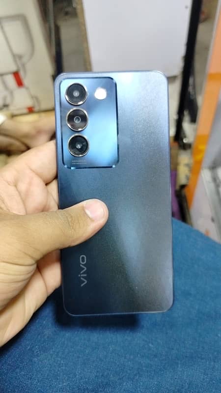 vivo y 100 1