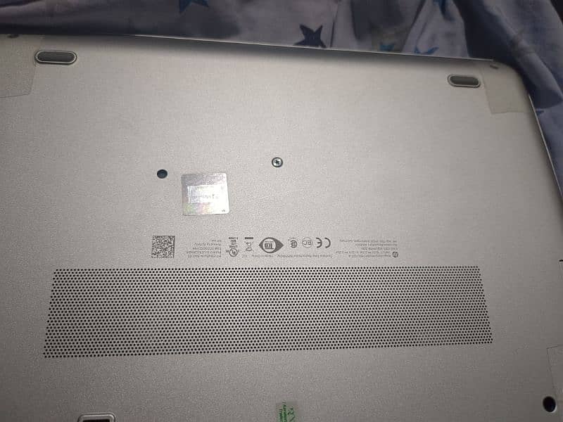 HP Elitebook 840 G5 urgent need money 2