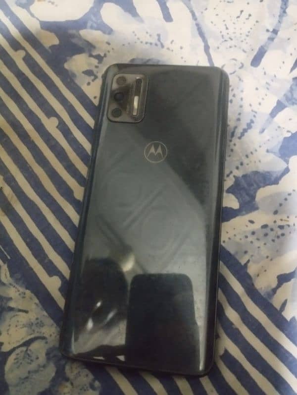 moto g stylus (2021) 4