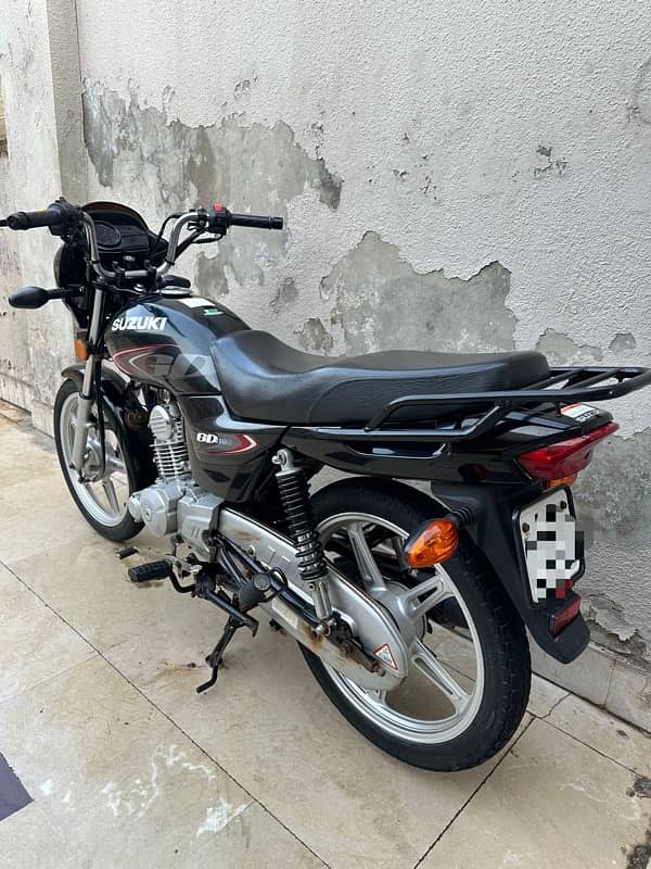 suzuki gd 110S 3