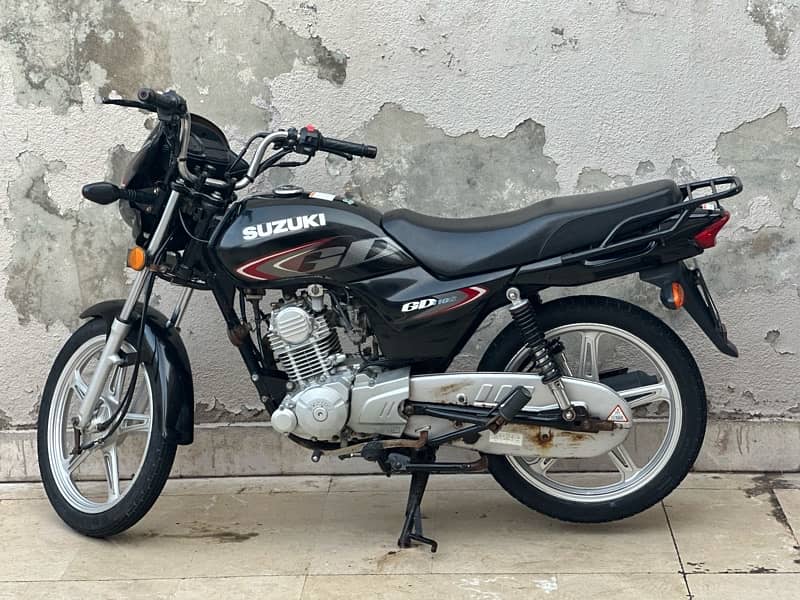 suzuki gd 110S 9