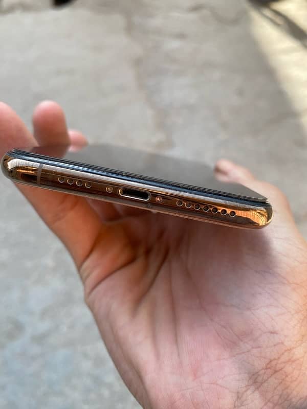 iPhone xs max 5