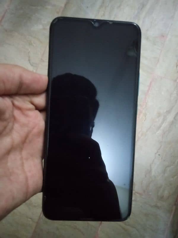 Infinix hot 9 play 4/64 with box 2