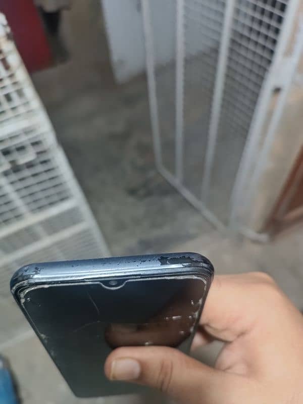 Realme C11 2021 4/64 With Box and Original Charger 5