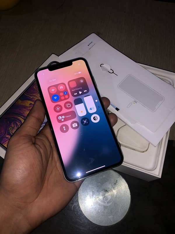 iphone xs max 64gb dual pta approved waterpack full box 1