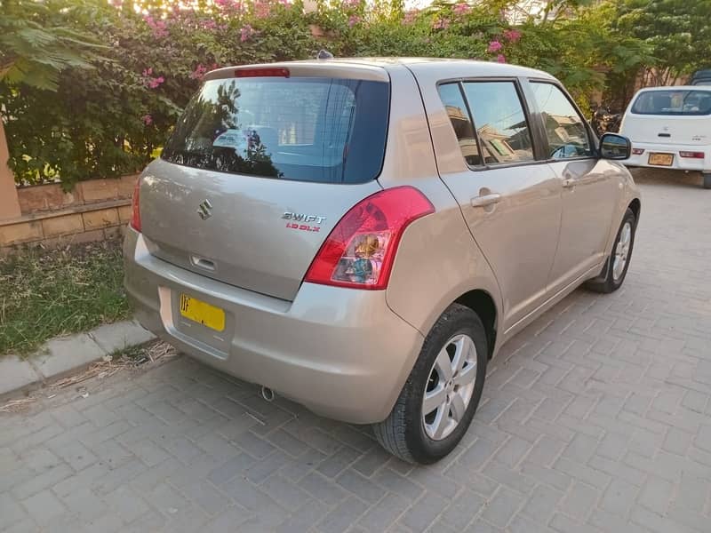 Suzuki Swift 2016 DLX 6