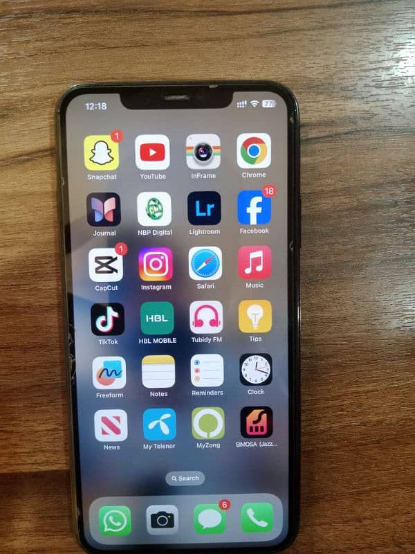 I phone 11 pro max pta 6