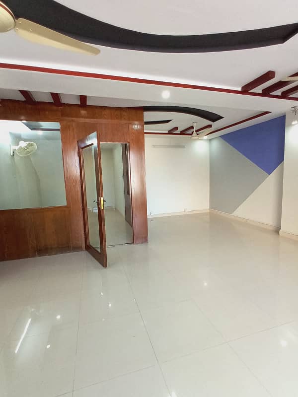 Office (600 sq-fit) Available For Rent in PAKISTAN Town Ph;2 5