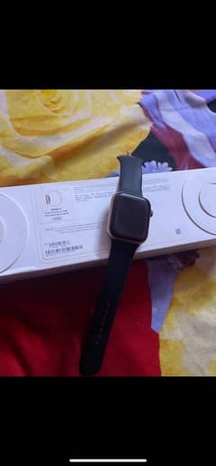 apple watch  series 5  44mm