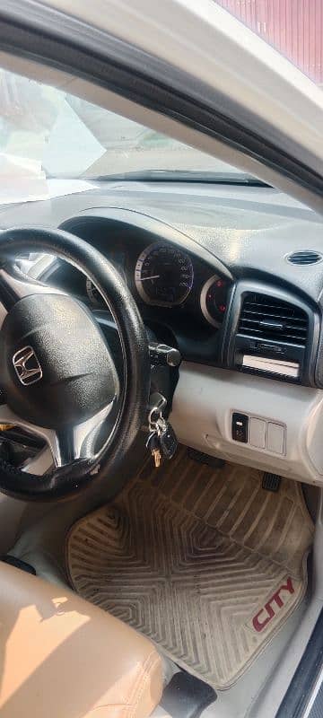 Honda City IVTEC 2018 3