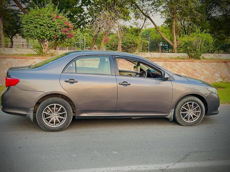 Toyota Corolla GLI 2010 4