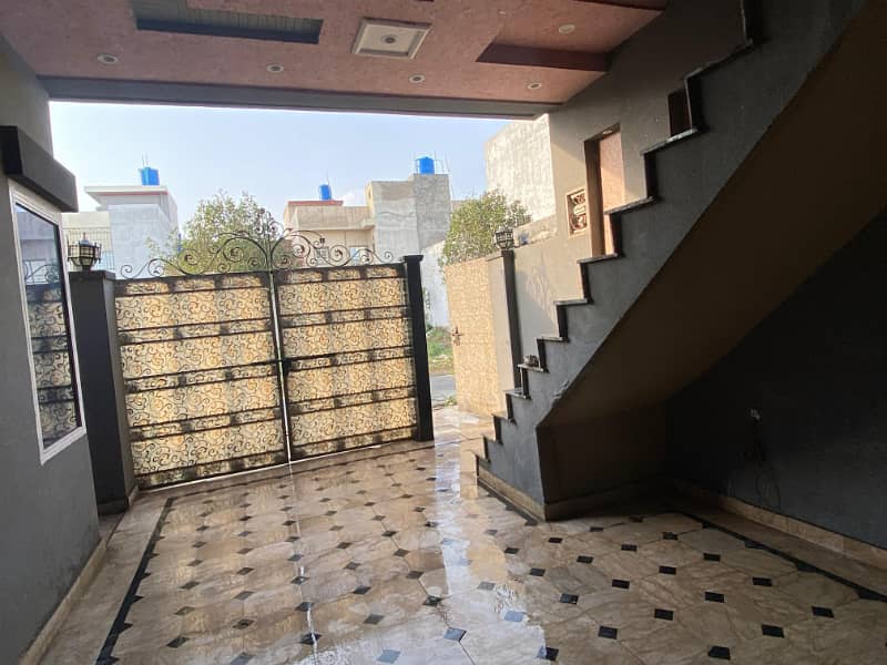 5.5 Marla House For Sale In Rehan Garden Phase 2 Main Ferozpur Road Lahore Near Central Park 15