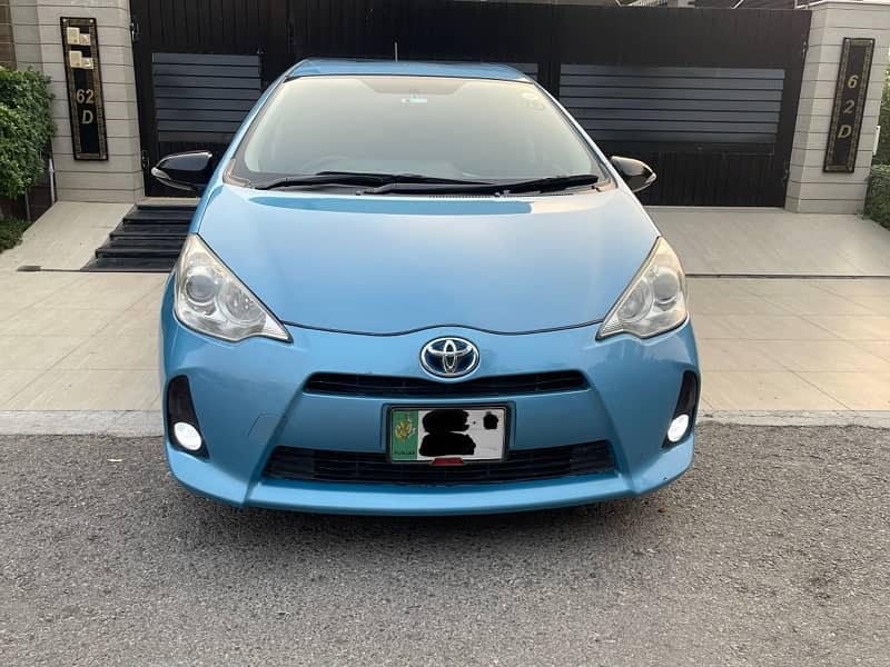 Toyota Aqua 2013 1