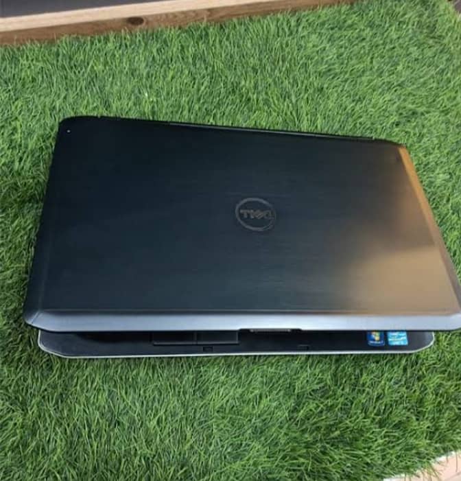 Dell laptop E5530, 8gb Ram, 256Rom I5 3rd GEN 0