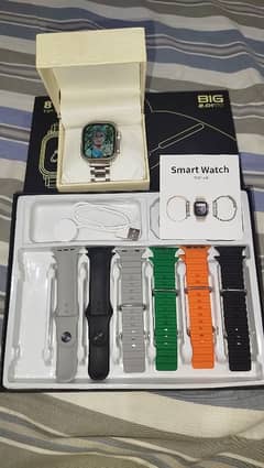 8+1 ULTRA SMART WATCH