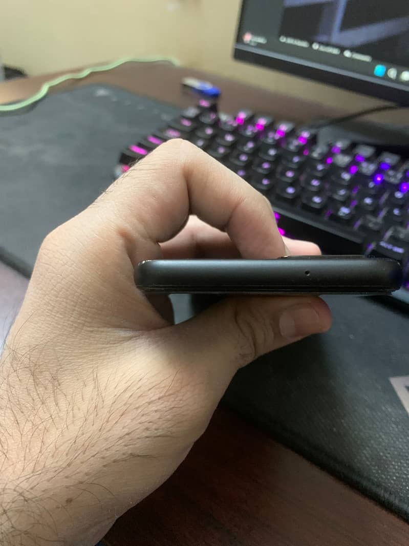 Google Pixel 4 64GB NON PTA 3