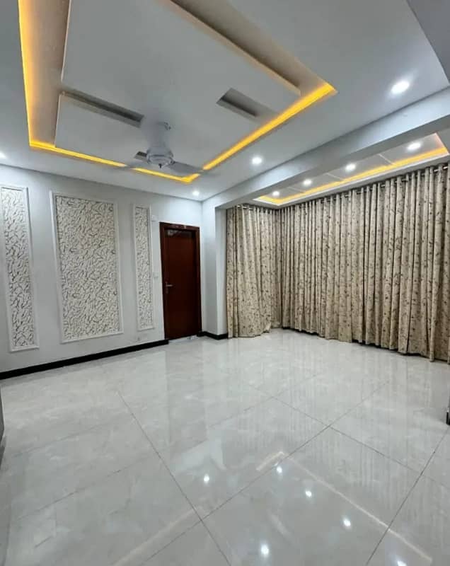 G-11/4 PHA D-Type Fully Renovated Tile Floor Flat For Sale 4