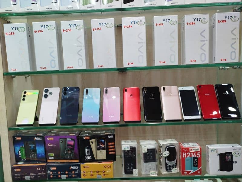 VIVO Y17 8+265 for sale with complete box 03334812233 14