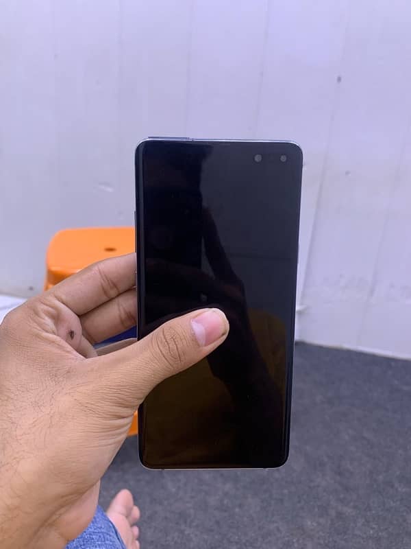 samsung s10 pannle 1