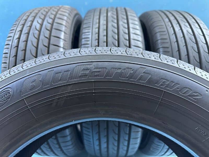 4Tyres Set 205/60/R/16 Yokohama BluEarth 9/10 Condition 4