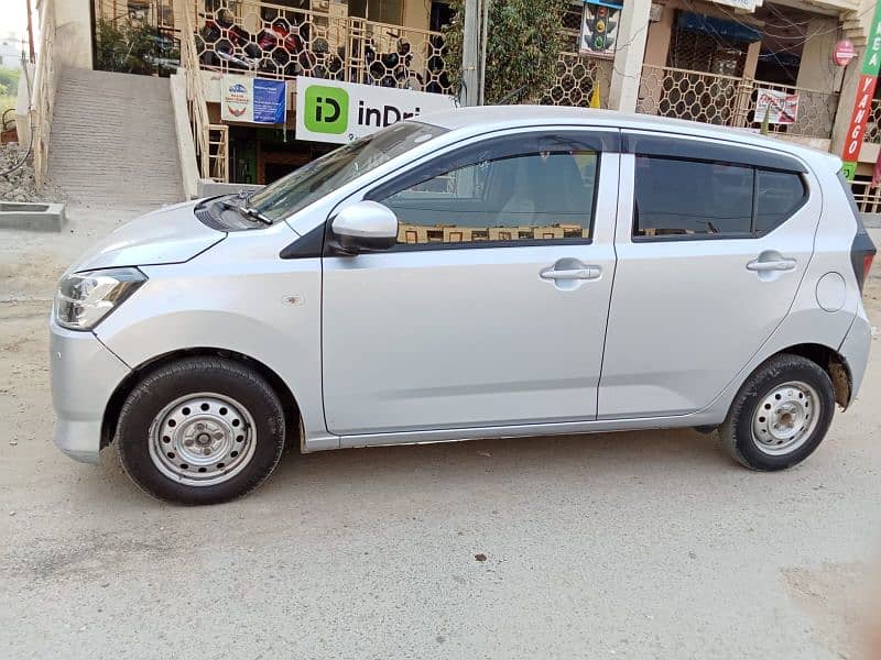 Daihatsu Mira 2017 4