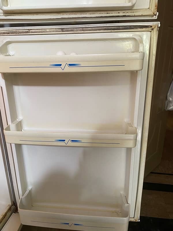 Haire fridge working condition 5