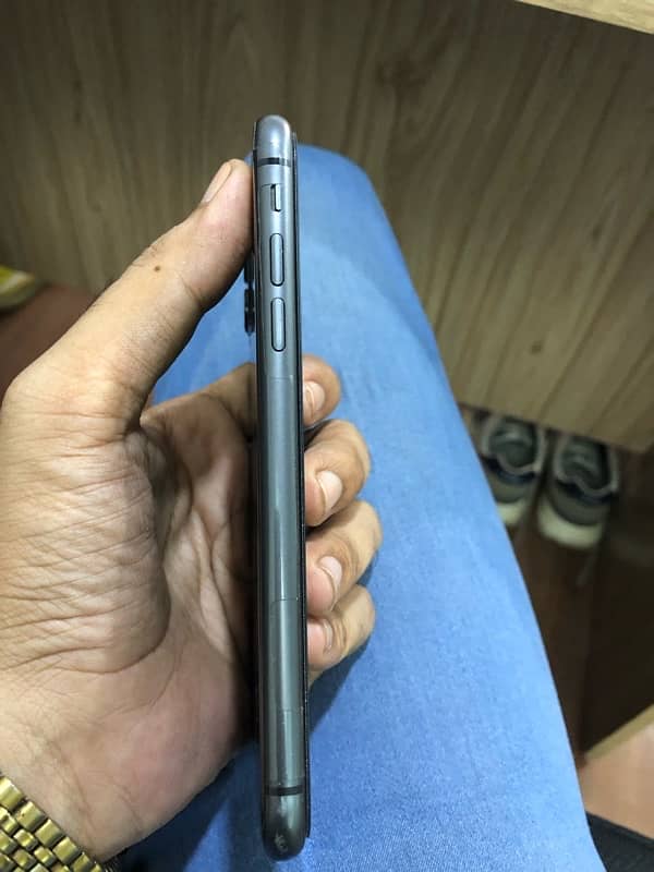 Iphone 11 256 GB Non Pta 3