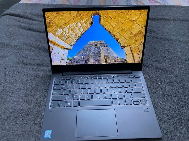 Lenovo Ideapad 720s Intel i7 8th Gen 2