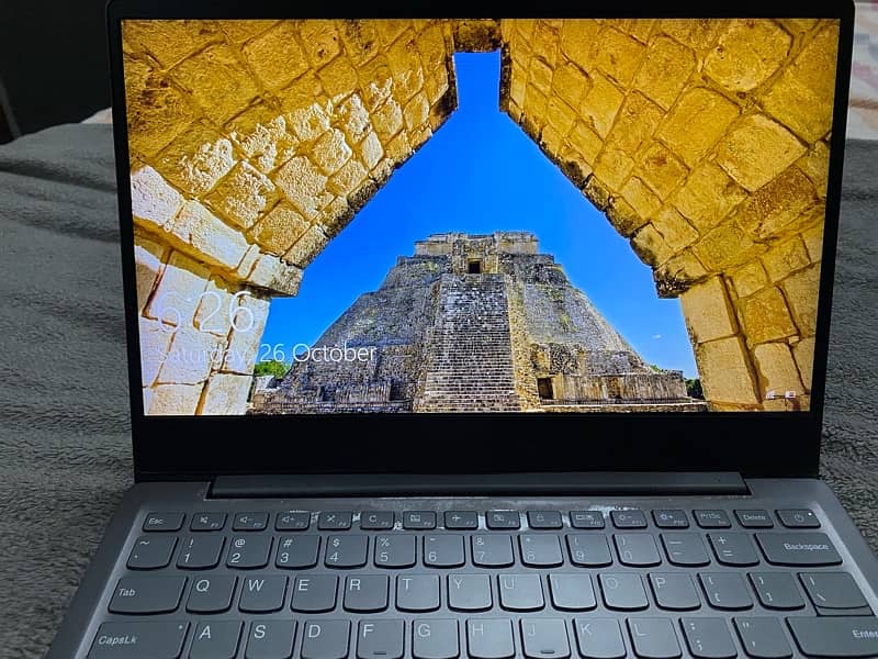 Lenovo Ideapad 720s Intel i7 8th Gen 3