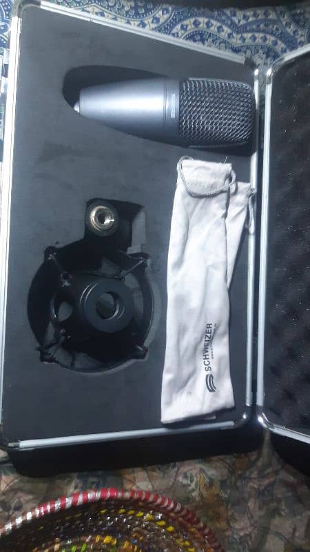 Shure PG 42 PHM 48 VDC MIC 1