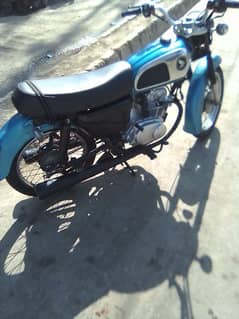 Honda CD 175