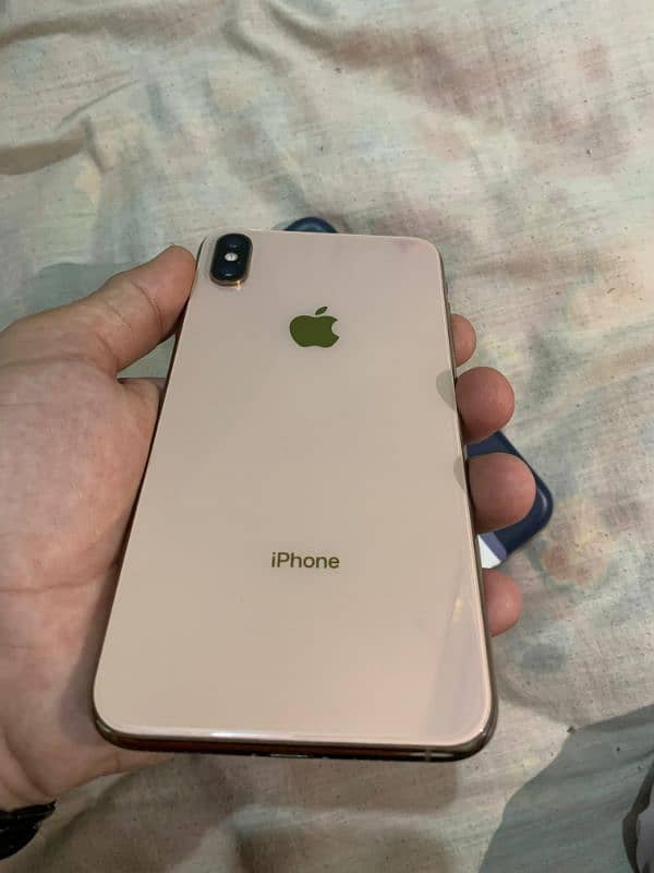 iPhone Xs max 5